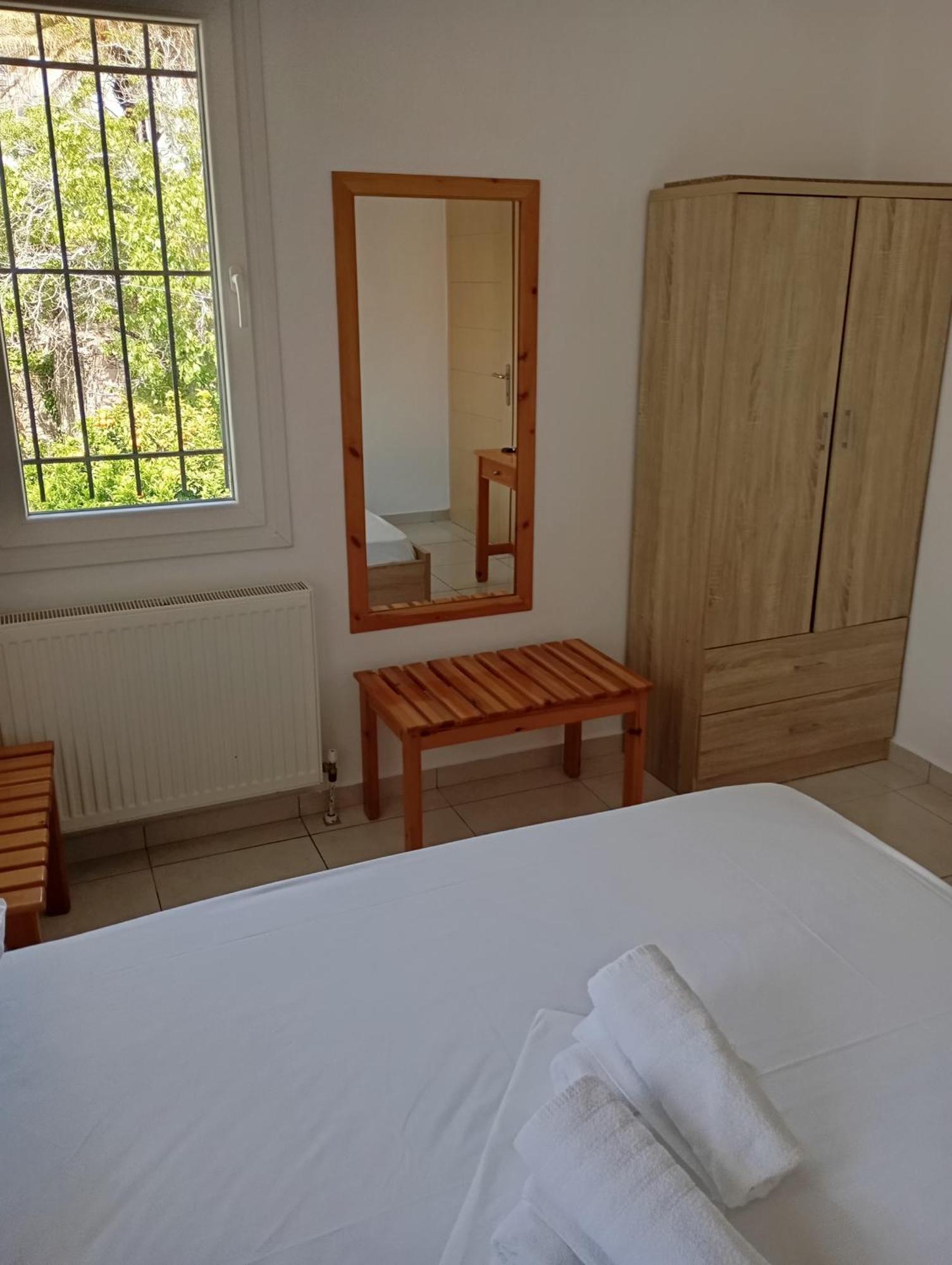 Hotel Pyrgos Sofokleous Mytilíni Zewnętrze zdjęcie